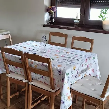 Muzsa Apartment *