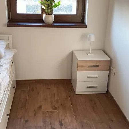 Muzsa Apartment *
